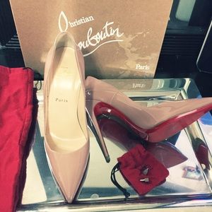 So Kate' Pointy Toe Pump CHRISTIAN LOUBOUTIN Nude